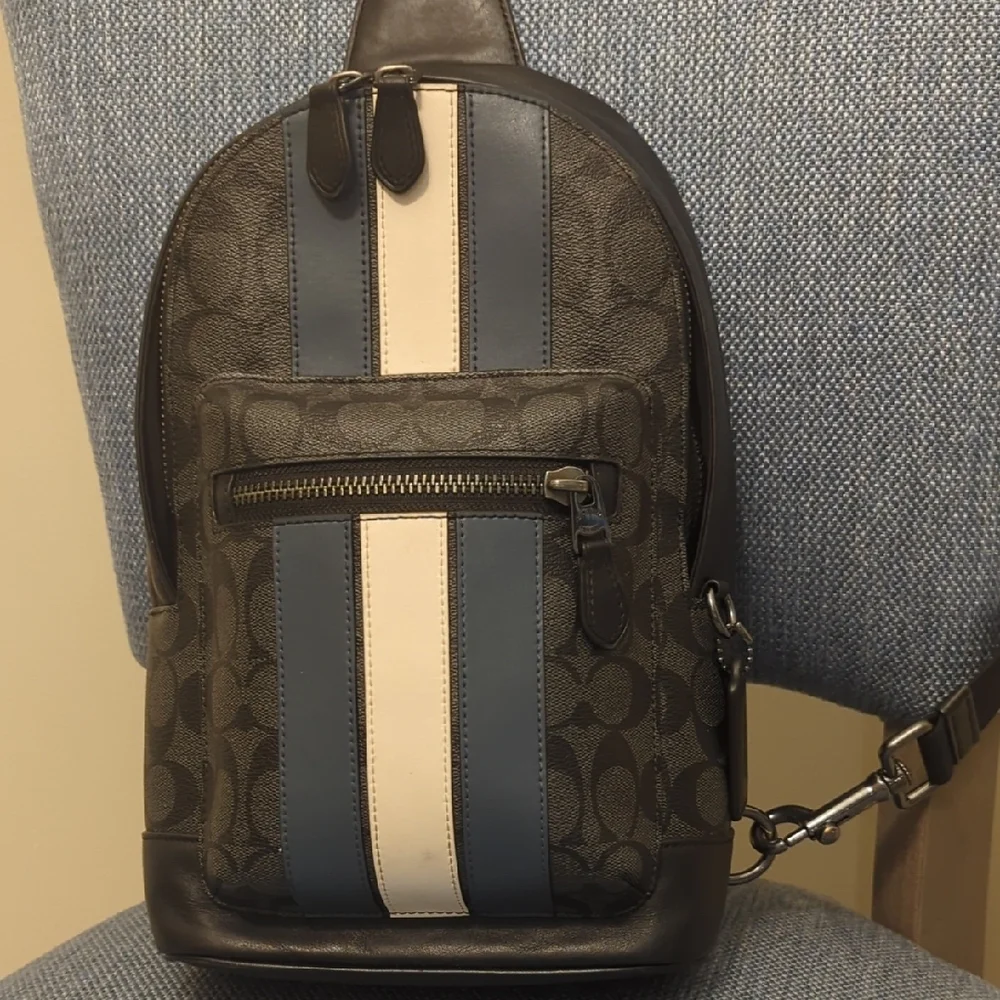 Men's Black and Blue Sling Bag - Picture 2 of 8